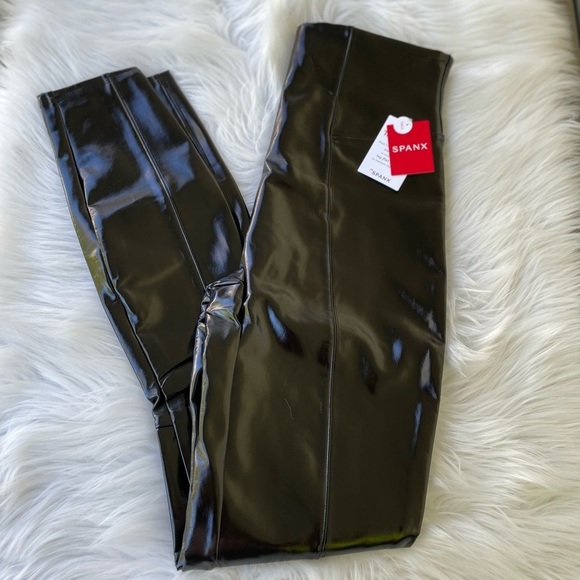 NWT - Spanx Faux Patent Leather Leggings - Vinyl - Size Med. Tall - Picture 6 of 11